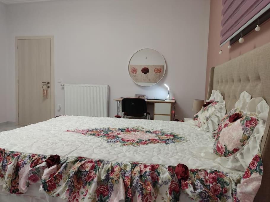 Ebony And Ivory Suites Δροσιά Εξωτερικό φωτογραφία