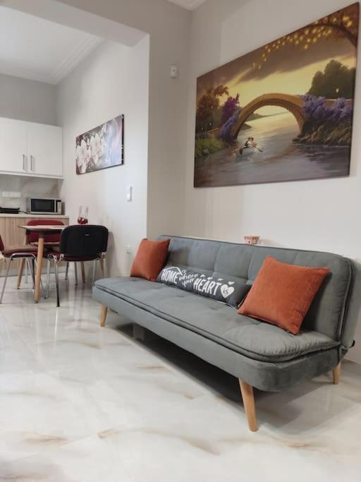 Ebony And Ivory Suites Δροσιά Εξωτερικό φωτογραφία