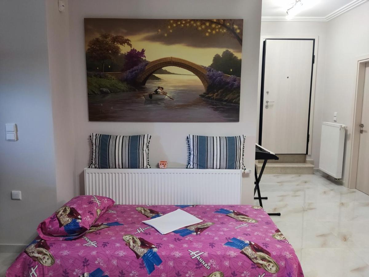 Ebony And Ivory Suites Δροσιά Εξωτερικό φωτογραφία
