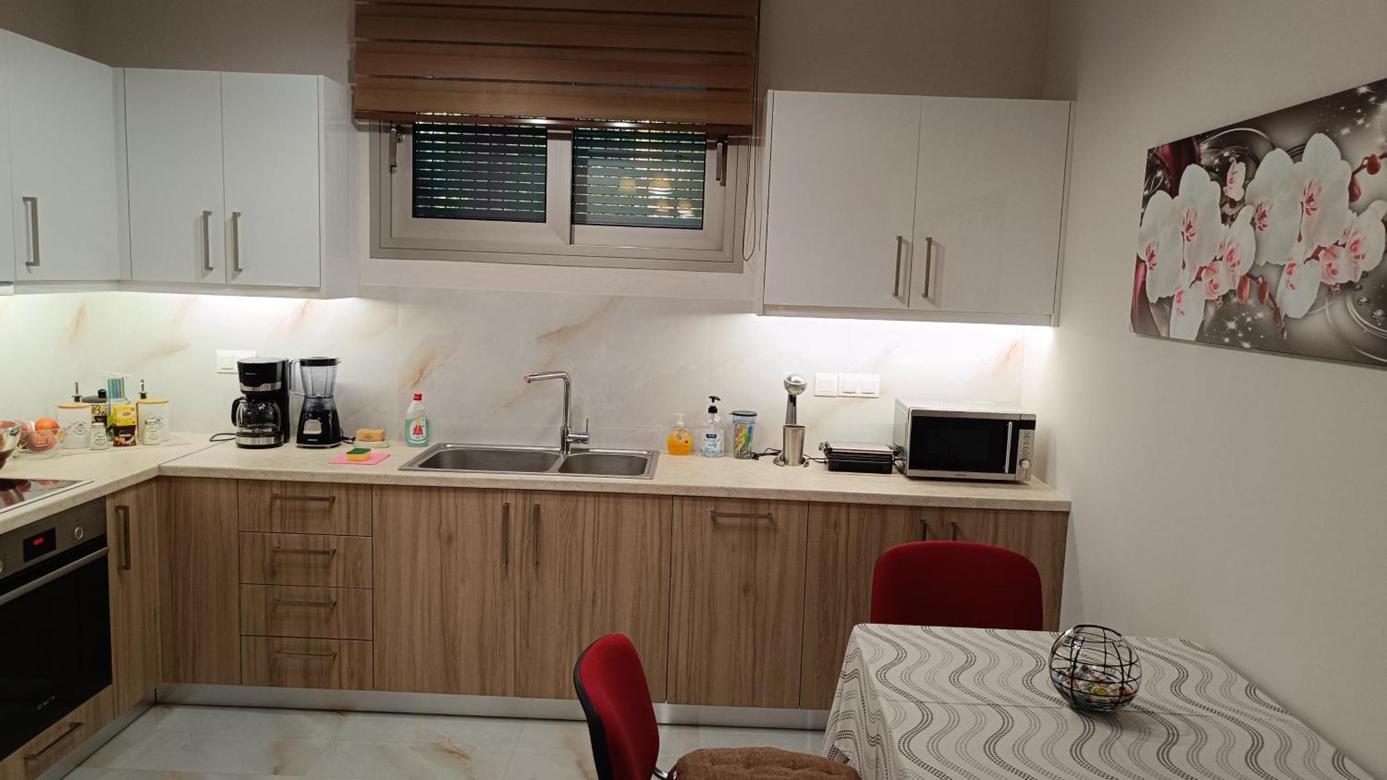Ebony And Ivory Suites Δροσιά Εξωτερικό φωτογραφία
